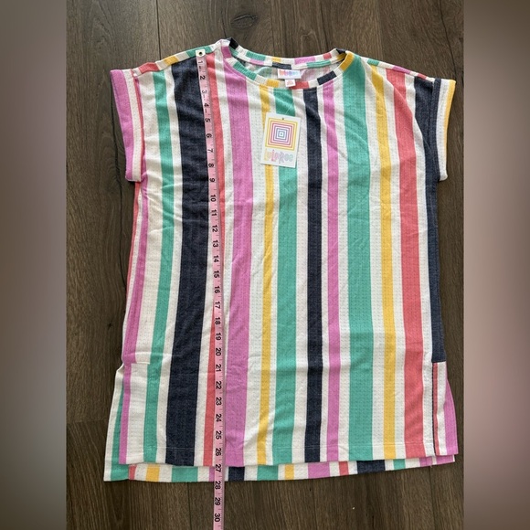 NWT LuLaRoe Leah Drop Shoulder Cuff Tunic Shirt Size XS - Picture 8 of 9